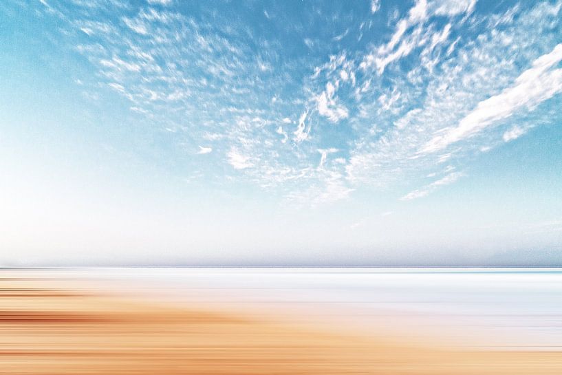 Horizon by the Sea by Walljar