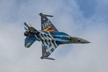 Hellenic Air Force F-16 Demo Team "Zeus". van Jaap van den Berg