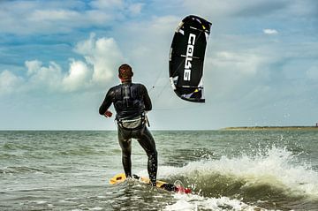 Kitesurfen op de Brouwersdam