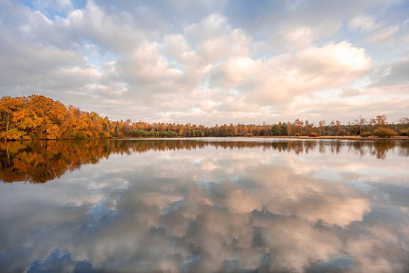 Lake during sunrise with beautiful autumn colours by John van de Gazelle fotografie