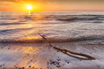 Sunset Hove beach Denmark by Evert Jan Luchies