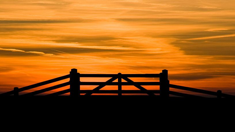 Sundown by Harmen van Twillert
