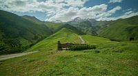 De berg Kazbek of de berg Kazbegi in Stepantsminda, Georgië, bij daglicht