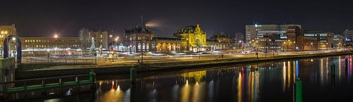 Centraal Station Groningen bij nacht