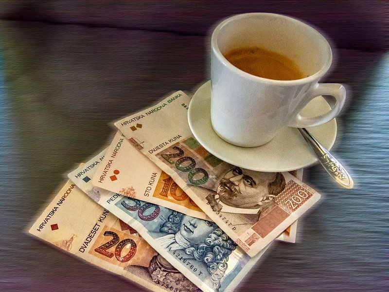 Währung : Kroatische Kuna und Kaffee von Photoart-Naegele