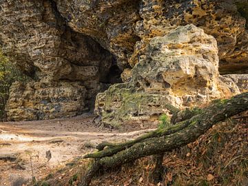 Kaiserkrone, Saksisch Zwitserland - Kleine grot op de beklimming van Pixelwerk