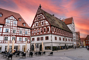 Altstadt Nördlingen in Bayern, Stadt Deutschland mit Fachwerkhäusern
