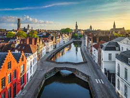Oude binnenstad van Brugge, België van Michael Abid
