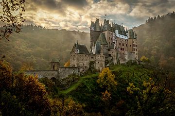 Burg Eltz von Alexander Cox