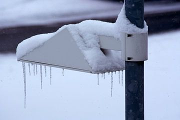 Icicles van Michael Nägele