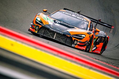 McLaren 720S GT3-raceauto op Spa-Francorchamps