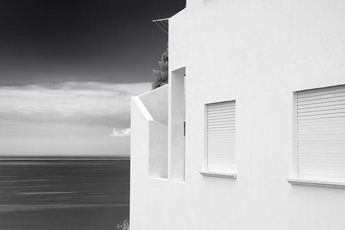 Zeezicht witte huis