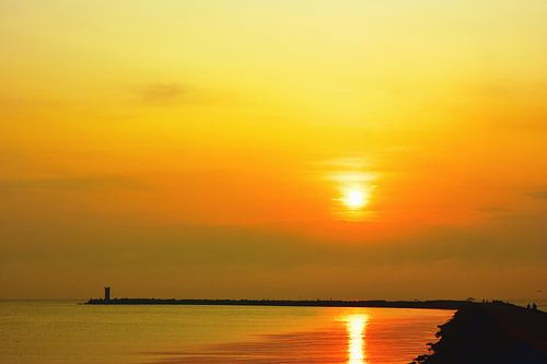 Pier bij Wijk aan Zee bij Zonsondergang
