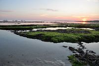 Zonsondergang bij Franse kust