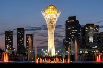 Bayterek Tower Astana by Jeroen Kleiberg