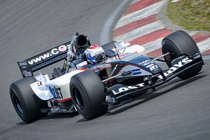 Minardi Formel-1 Rennwagen mit dem F1-Rennfahrer Jos Verstappen auf der Rennstrecke von Zandvoort von Sjoerd van der Wal Fotografie