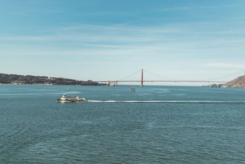 Bateau et Golden Gate Bridge San Francisco | Photographie de voyage Tirage photo d'art | Californie, par Sanne Dost