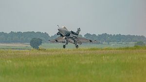 Landing van het Rafale Solo Display Team 2022.