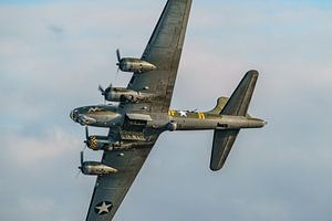 Vorbeiflug Boeing B-17G Flying Fortress 