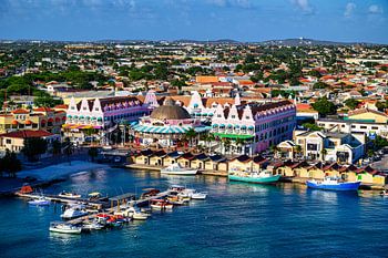 Vue du front de mer d'Oranjestad