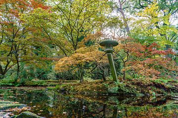 Der Japanische Garten von Clingendael Estate. von Jaap van den Berg