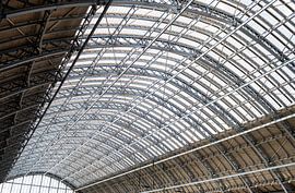 St Pancras railway Station van Richard Wareham