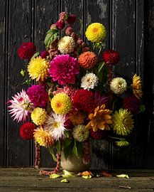 Dahlia in the sun by Ingrid De Laat- de Bont