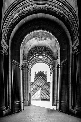 Durchsichtiger Louvre Paris