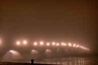 Stenen brug naar Regensburg bij nacht van Roith Fotografie thumbnail