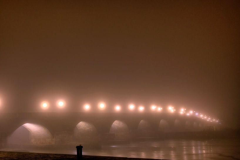 Stenen brug naar Regensburg bij nacht van Roith Fotografie
