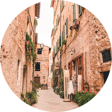 Straatje in Pienza | reisfotografie print | Toscane Italië van Kimberley Jekel