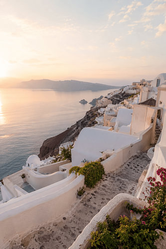 Santorini Serenity – Coucher de soleil sur la caldeira (œuvre d'art)