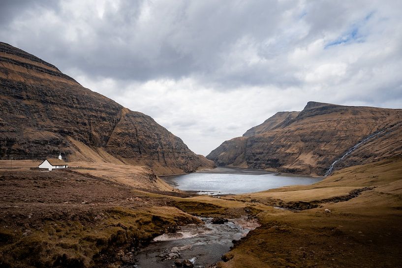 Die schöne Landschaft von Saksun auf den Färöer-Inseln von Michael Fousert