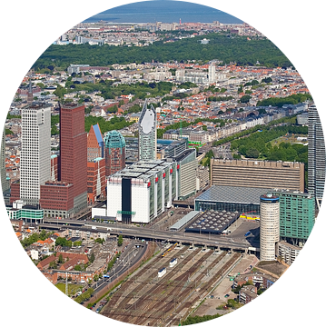 Luchtfoto panorama Skyline Den Haag van Anton de Zeeuw