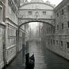 Gondoliers devant le Pont des Soupirs sur Oliver Lahrem