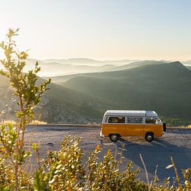 Camping-car Volkswagen T2 sur Jonathan Krijgsman