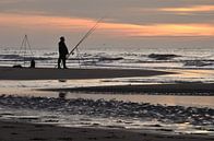 Fischer am Strand von Wil van der Velde Miniaturansicht