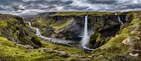Chute d'eau Haifoss en Islande panorama par Sjoerd van der Wal Photographie Aperçu