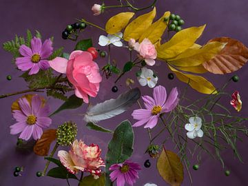 Blumenporträt (Ende Sommer) von Ineke VJ
