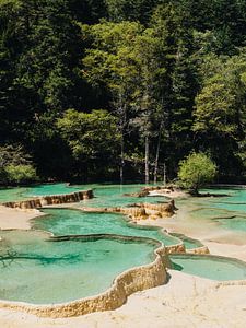 Farbenfrohe Pools in Huanglong