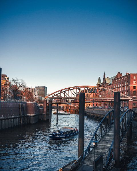 Hamburg by Daniel Ritzrow