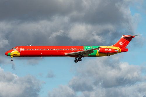 McDonnell Douglas MD-83 van Danish Air Transport.