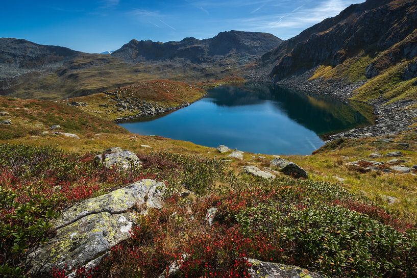 blue mountain lake by Alex Neumayer