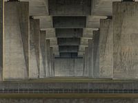 Onder de brug