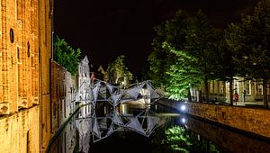 Avondfotografie in Brugge vanaf de Blinde-Ezelbrug. van Jaap van den Berg