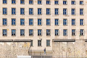 Silence sur le mur