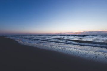 Zonsondergang op het strand van Davadero Foto