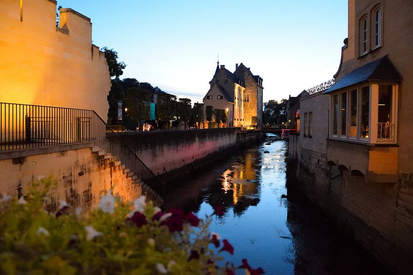 Valkenburg by night by Saskia Doorgeest