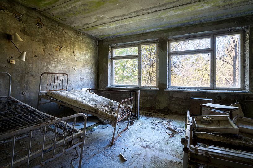 Ziekenhuis in Pripyat - Chernobyl. van Roman Robroek