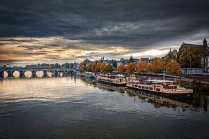 Blick über die Maas- und Sint-Servaas-Brücke von Aron Nijs